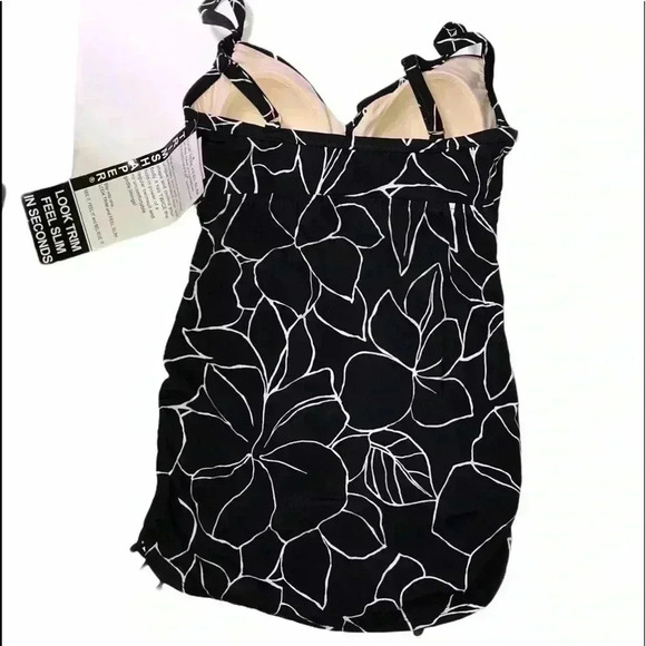 Trimshaper Floral Design Swim Top Size 6 ((A)) - Picture 2 of 8